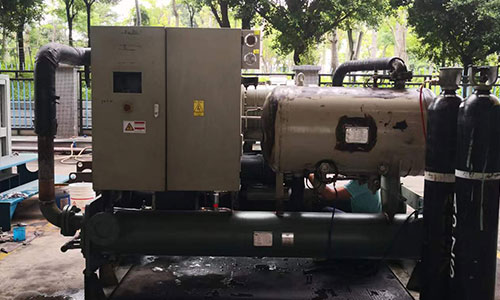 如何做好螺桿式冷水機清洗工作？ 